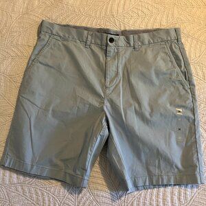 NWOT TOMMY HILFIGER SZ 38 FLAT FRONT CHINO SHORTS